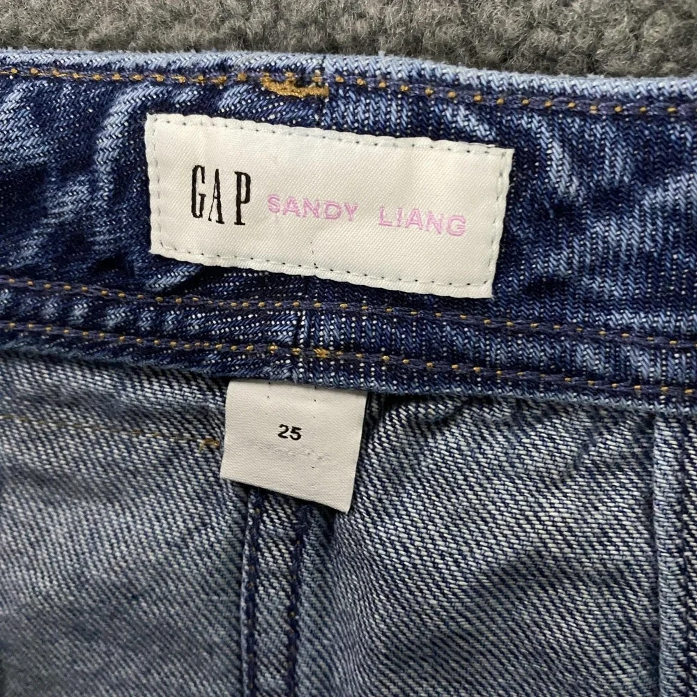GAP pre owned